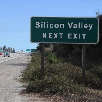 Klotst het geld weer tegen de plinten? Big data, devices & startups
