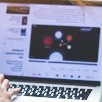 Je video’s delen op social media: zo doe je dat voor Facebook, Instagram & meer