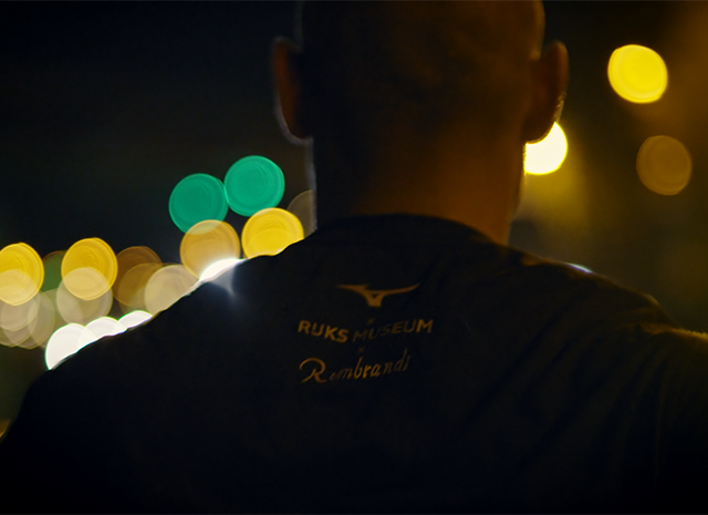 Lagom Collective verenigt sport en kunst in Europese commercial voor Mizuno en Rijksmuseum