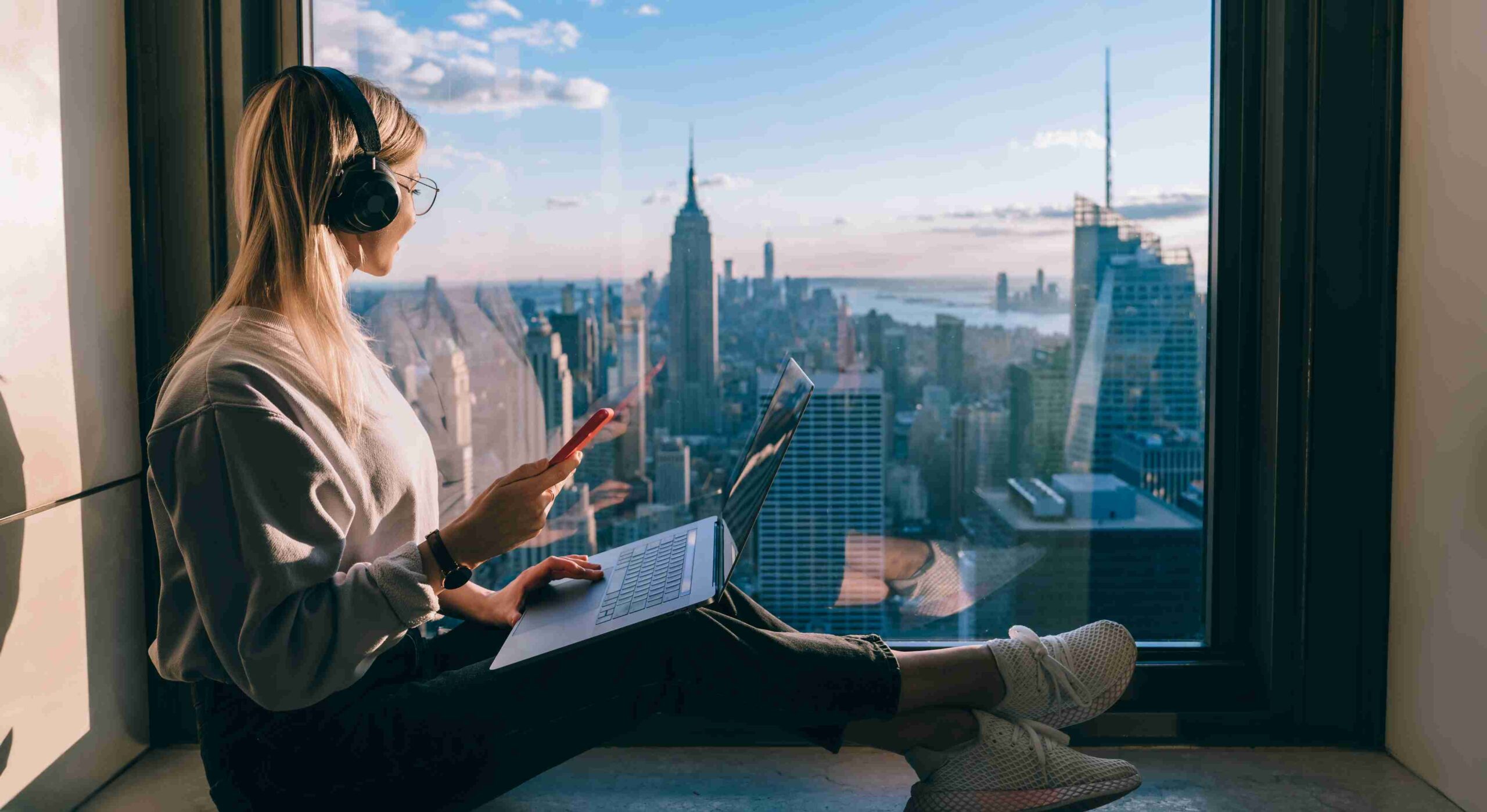 Digital nomad aan het werk.