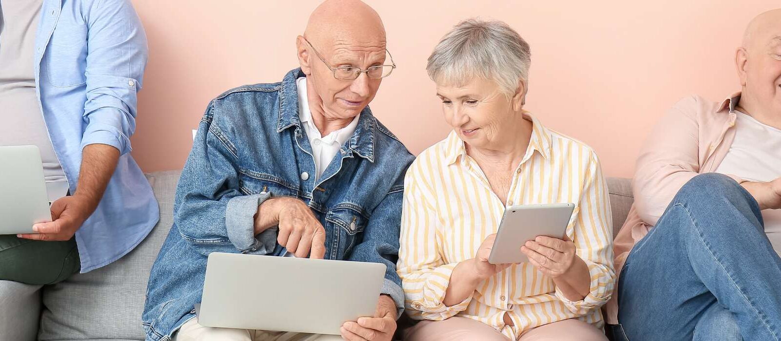 Waarom je vacature-ad op Facebook en Instagram zoveel ouderen bereikt